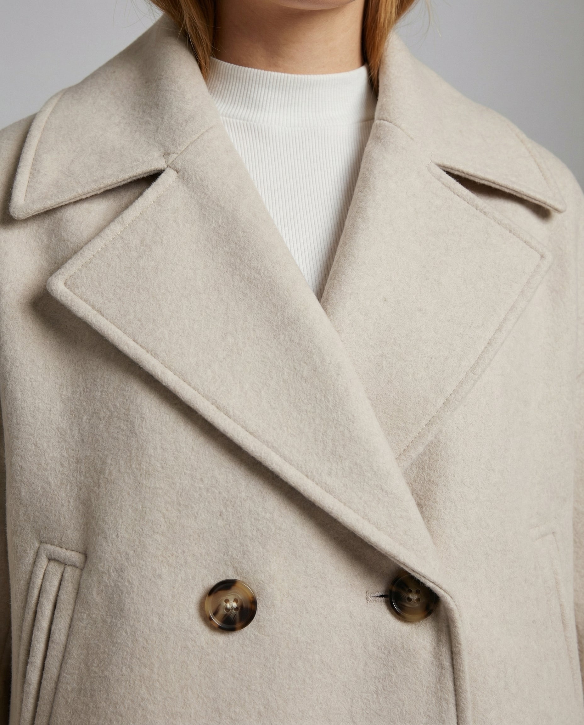 Women's Double-Breasted Cropped Jacket — Classic Tailored Blazer with Notched Collar for Smart Casual & Office Wear | Koossa