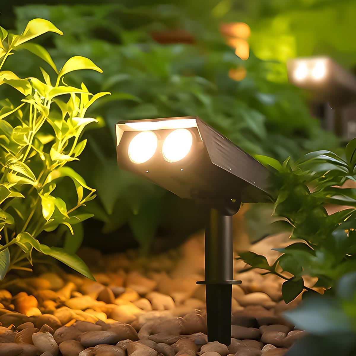 Spot solaire LED à faisceau réglable étanche IP65 blanc chaud pour gazon bordures façade jardin éclairage | Koossa