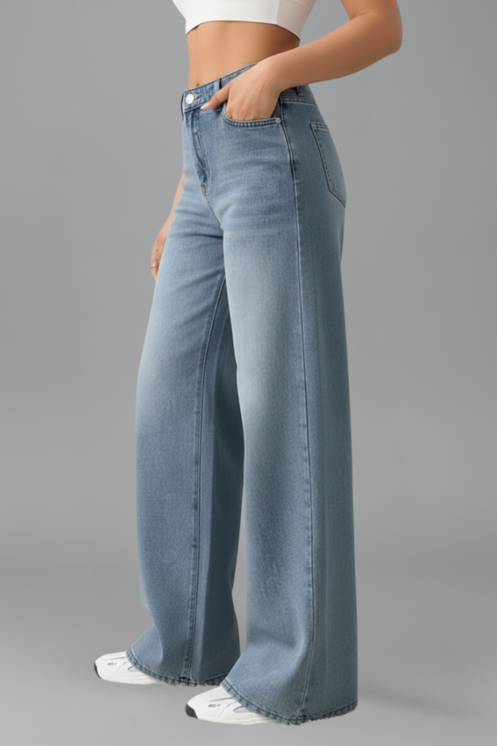 Women's High-Waisted Wide-Leg Denim Jeans in Blue and Black | Koossa