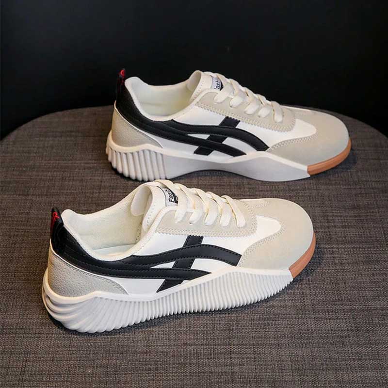 Women's Retro Chunky Trainers in Black and Blue – Sculpted Sole Lace-Up Sneakers for Everyday Comfort and Sporty Vintage Style | Koossa
