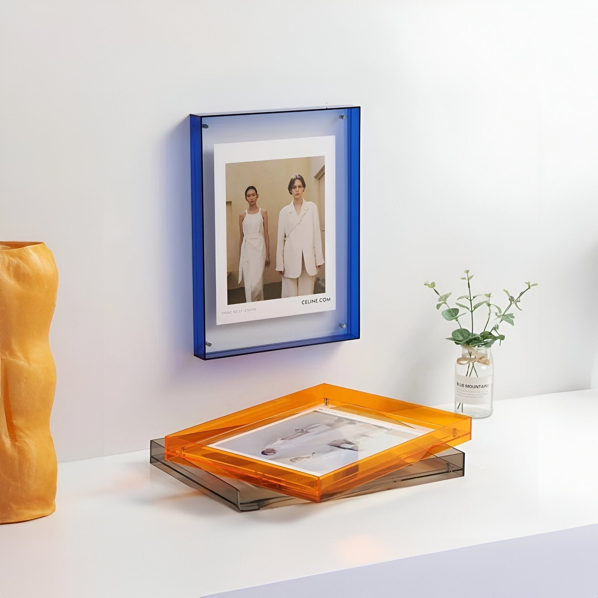 Cadre photo transparent acrylique sur pied ou mural format A4 A5 design minimaliste moderne décoration bureau | Koossa