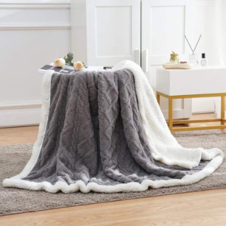 Couverture lestée sherpa 150 × 200 cm gris douceur chaleur apaisante confort optimal détente sommeil réparateur | Koossa