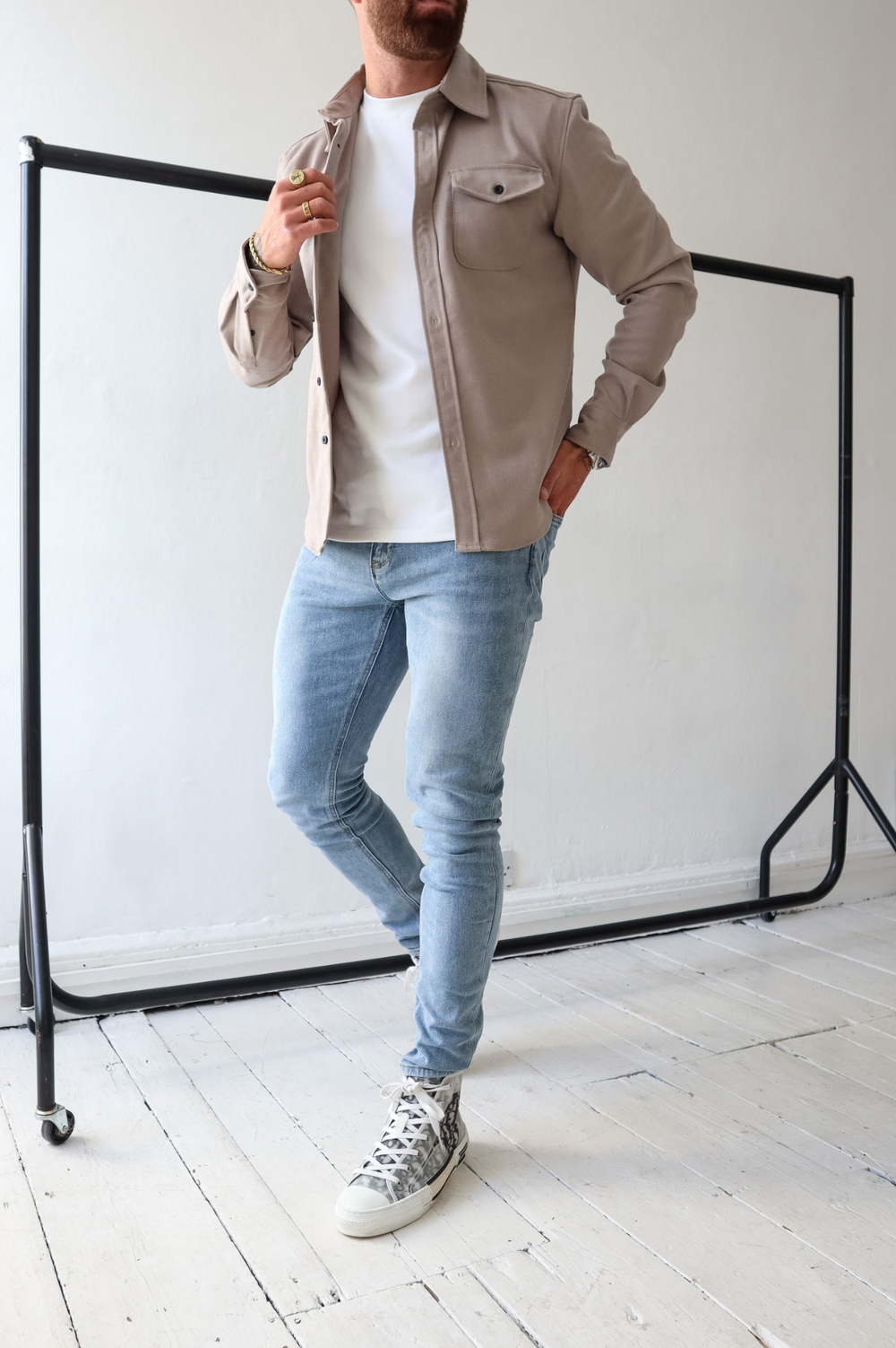 Overshirt Jacket with Long Sleeves and Chest Pockets in Cotton Blend for Smart Casual Layering | Koossa