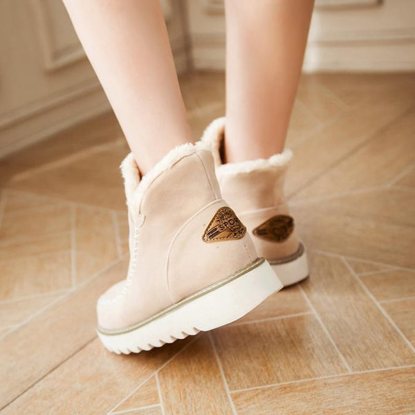 Women's Slip-On Ankle Boots with Platform Sole and Stitch Detail in Khaki, Brown, and Black | Comfortable Winter Footwear for Everyday Wear | Koossa