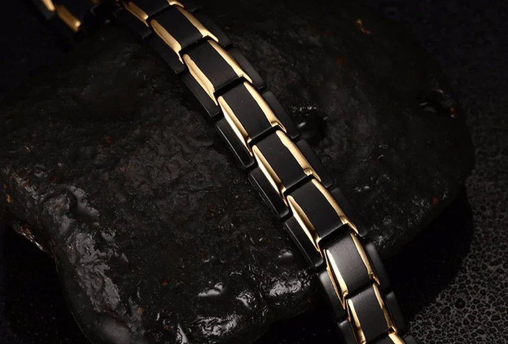 Bracelet Magnétique Hématite Acier Inoxydable Unisexe Étanche Fermoir Crochet Ajustable Élégant Minimaliste | Koossa