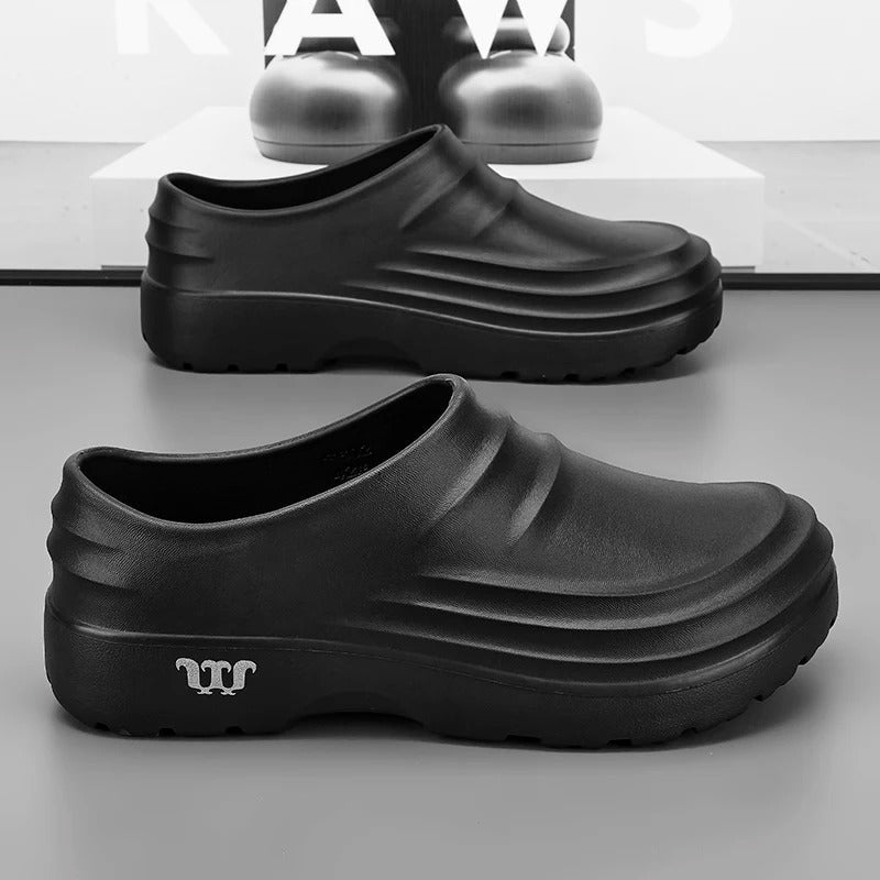 Chaussures de travail antidérapantes professionnelles — Slip-on résistant à l'huile pour cuisine et restauration | Koossa