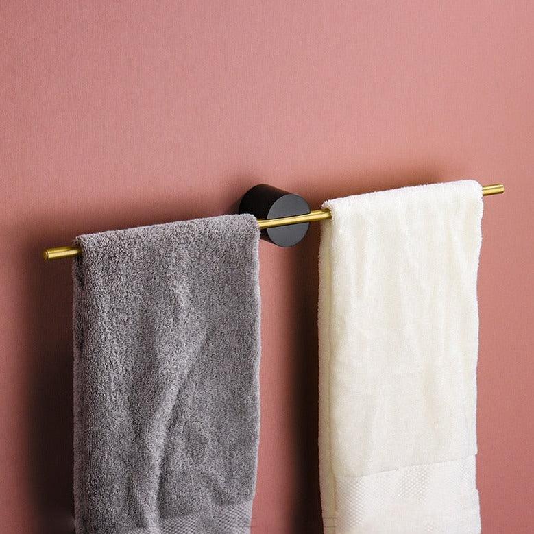 Porte-serviettes mobile en aluminium brossé – Design minimaliste et élégant pour salle de bains moderne | Koossa
