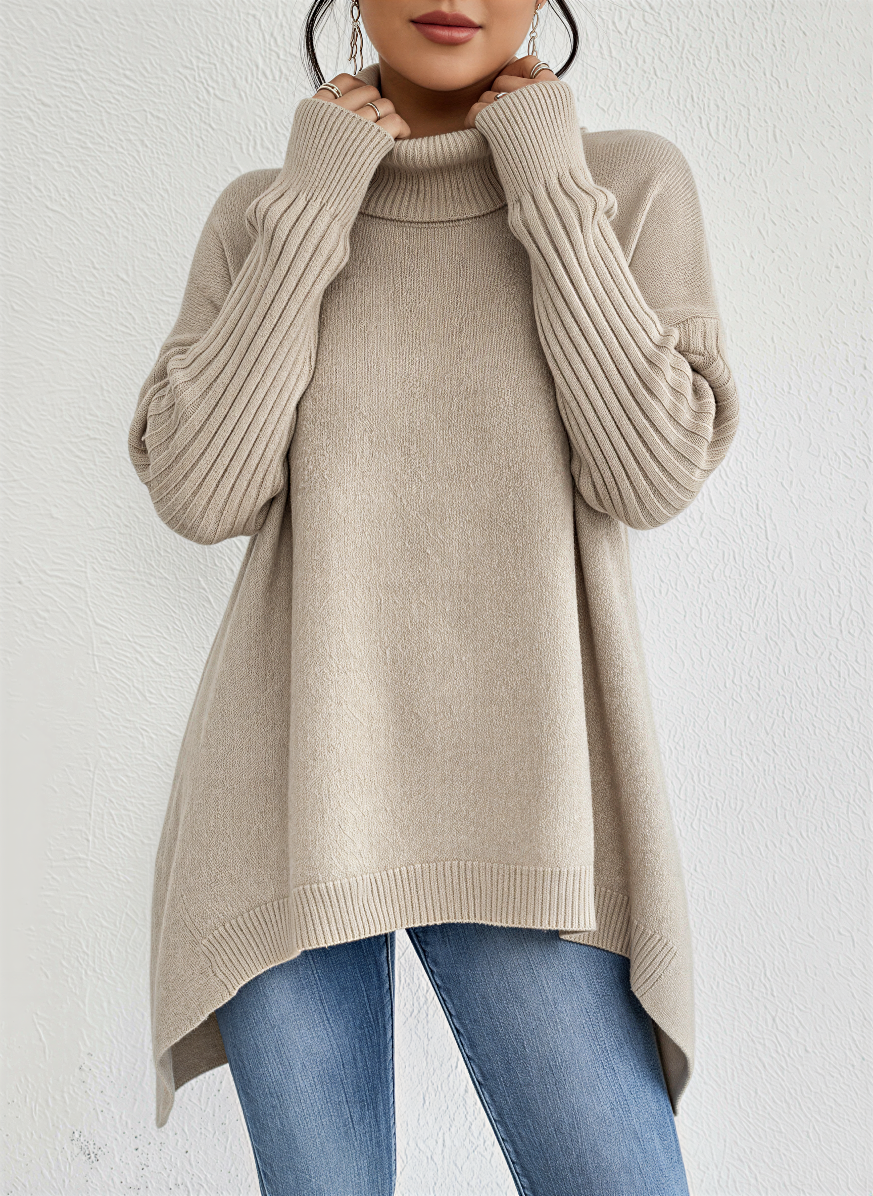 Women's Turtleneck Jumper with Pockets in Relaxed Oversized Fit for Casual Spring and Autumn Days | Koossa