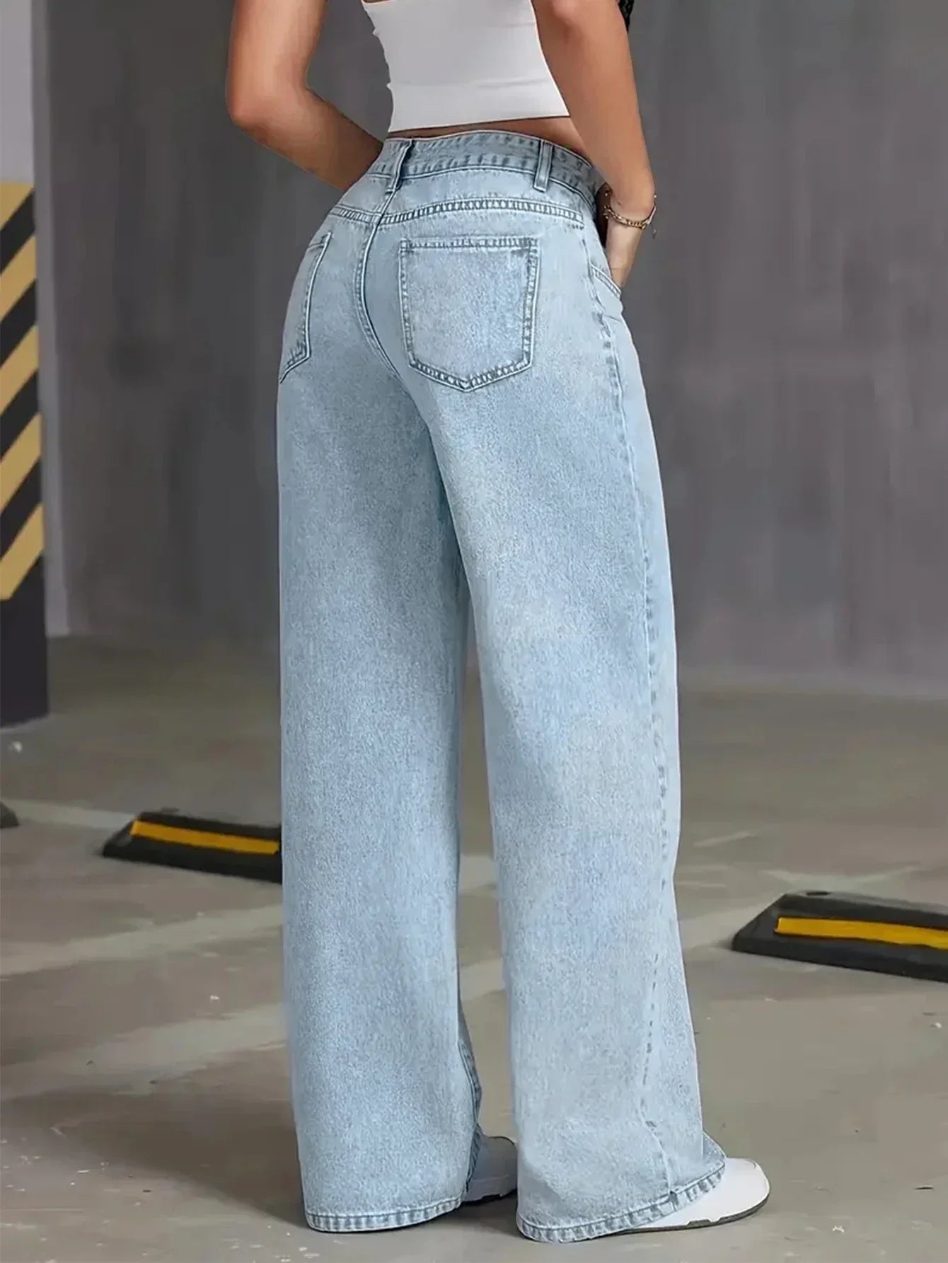 Women's High-Rise Wide Leg Jeans in Light Blue Denim | Relaxed Fit Trousers for Casual Summer Style | Koossa