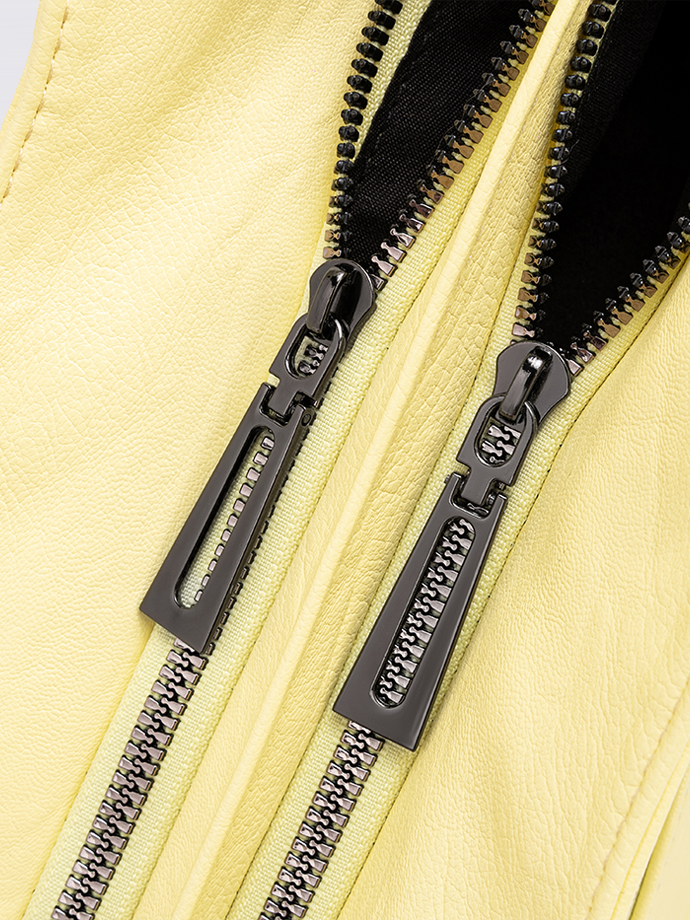 Structured Leather-Look Tote with Detachable Crossbody Strap in Black for Work and Weekend | Koossa