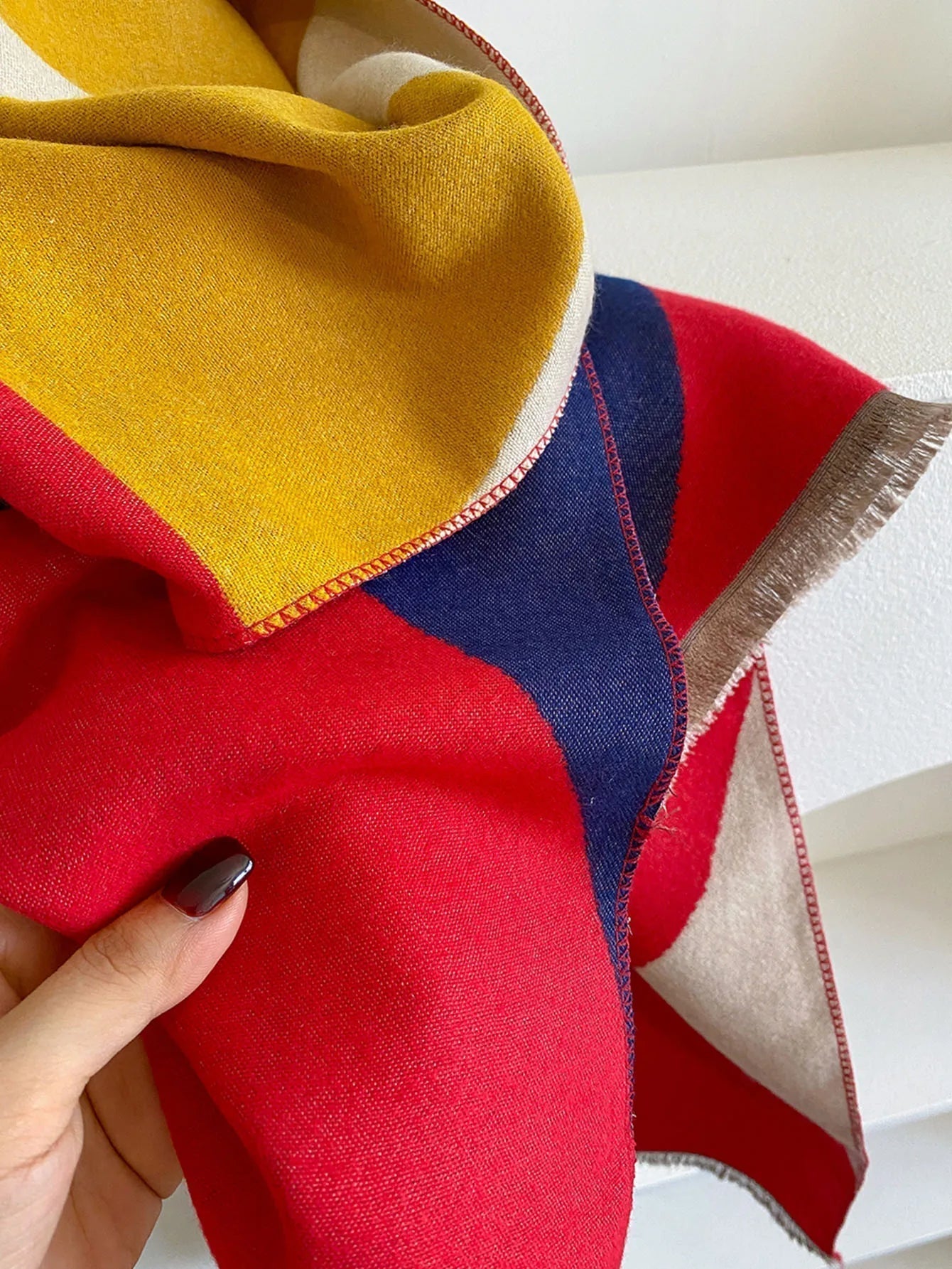 Women's Reversible Pure Wool Scarf — Elegant Winter Scarf for Cold Weather & Festive Occasions | Koossa