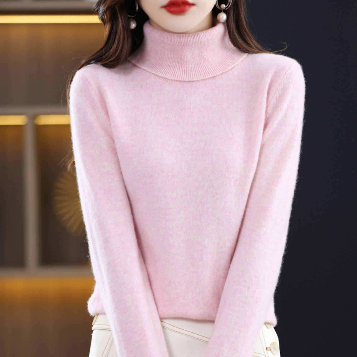 Women's Luxurious Rollneck Jumper — Classic Turtleneck Pullover for Autumn & Winter | Koossa