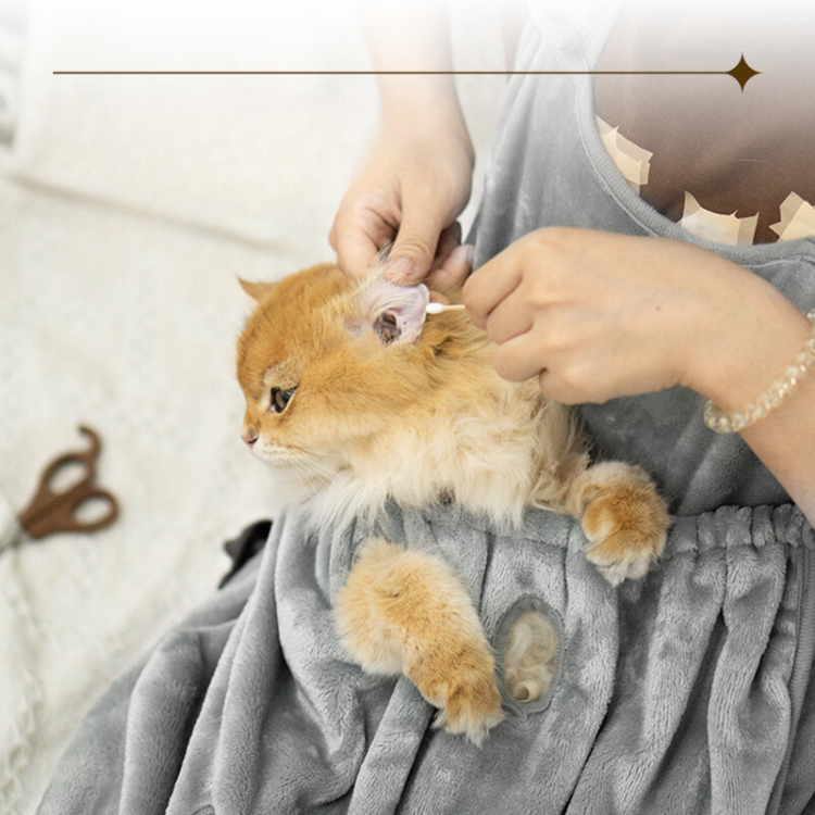 Cat Grooming Apron Waterproof Fleece Anti-Scratch Cape Pocket Fur Protection Professional Home Grooming Bib | Koossa