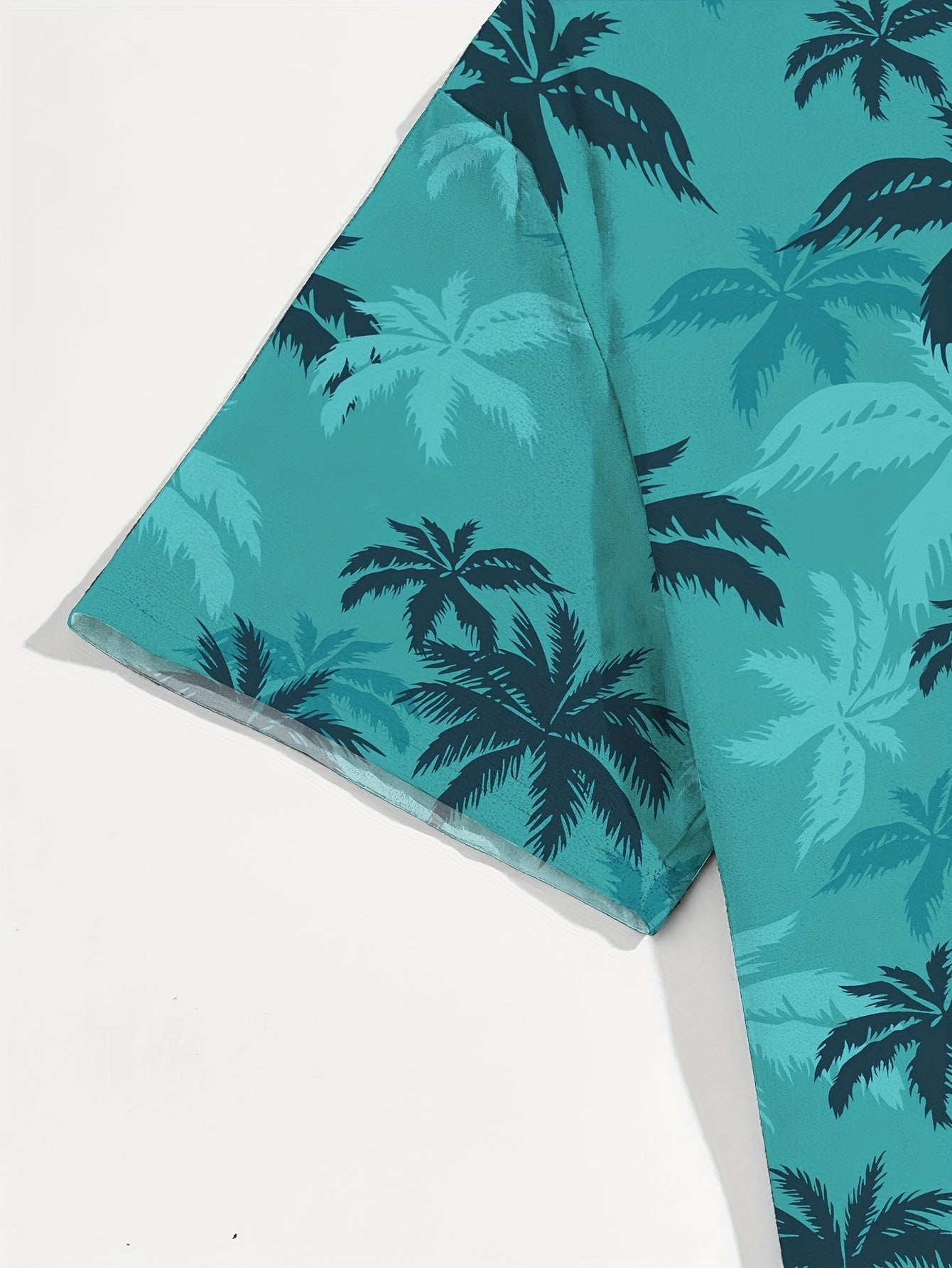 Men's Short Sleeve Shirt with Palm Print — Relaxed Summer Shirt for Casual Occasions & Beach Holidays | Koossa