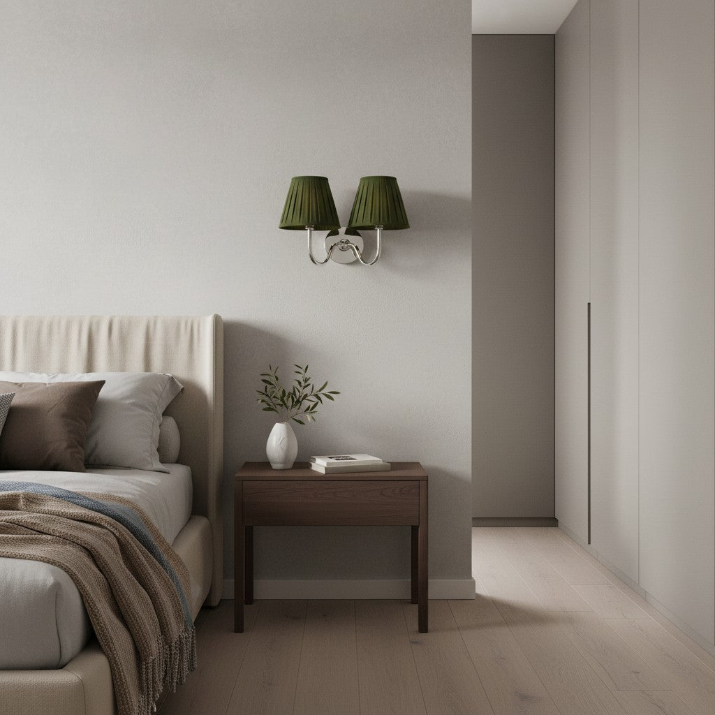 Applique murale élégante à abat-jour plissé en tissu – Éclairage classique et raffiné pour chambre et salon | Koossa