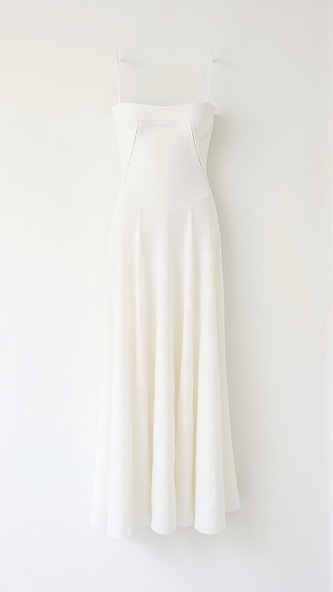 Women's Floor-Length Slip Dress in Satin-Finish Fabric for Summer Weddings and Elegant Evening Celebrations | Koossa