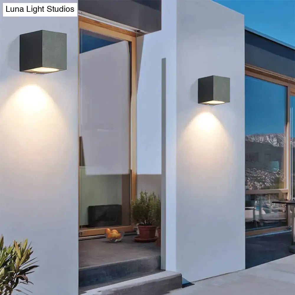 LED Outdoor Wall Light, Black or Gray Aluminum Square & Round Sconce, IP65 Waterproof Porch, Garage, Patio & Garden Wall Lamp | Lonoma
