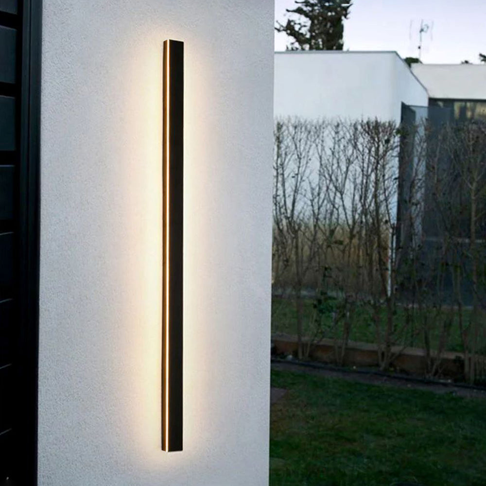 Applique murale LED extérieure verticale noire aluminium IP65 30–200 cm façade jardin allée éclairage moderne | Koossa