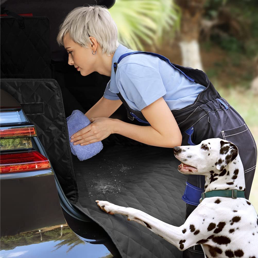 Dog Car Boot Liner Oxford D600 Waterproof Scratch-Proof Non-Slip Universal SUV Van 90–110cm Quilted Boot Cover | Koossa
