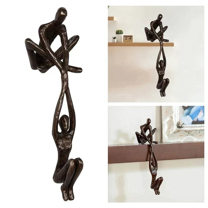 Sculpture Couple en Équilibre Résine Noir Bronze Décor Amour Harmonie Salon Bureau Design Moderne Élégant | Koossa