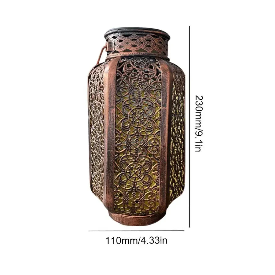 Lanterne solaire décorative en fer couleur cuivre motif oriental pour jardin terrasse balcon autonomie 8–10 h | Koossa
