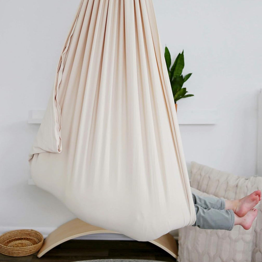 Hamac Suspendu Enfant Coton Bio – Cocon Thérapeutique Éveil Moteur Équilibre Sensoriel Détente Confort | Koossa