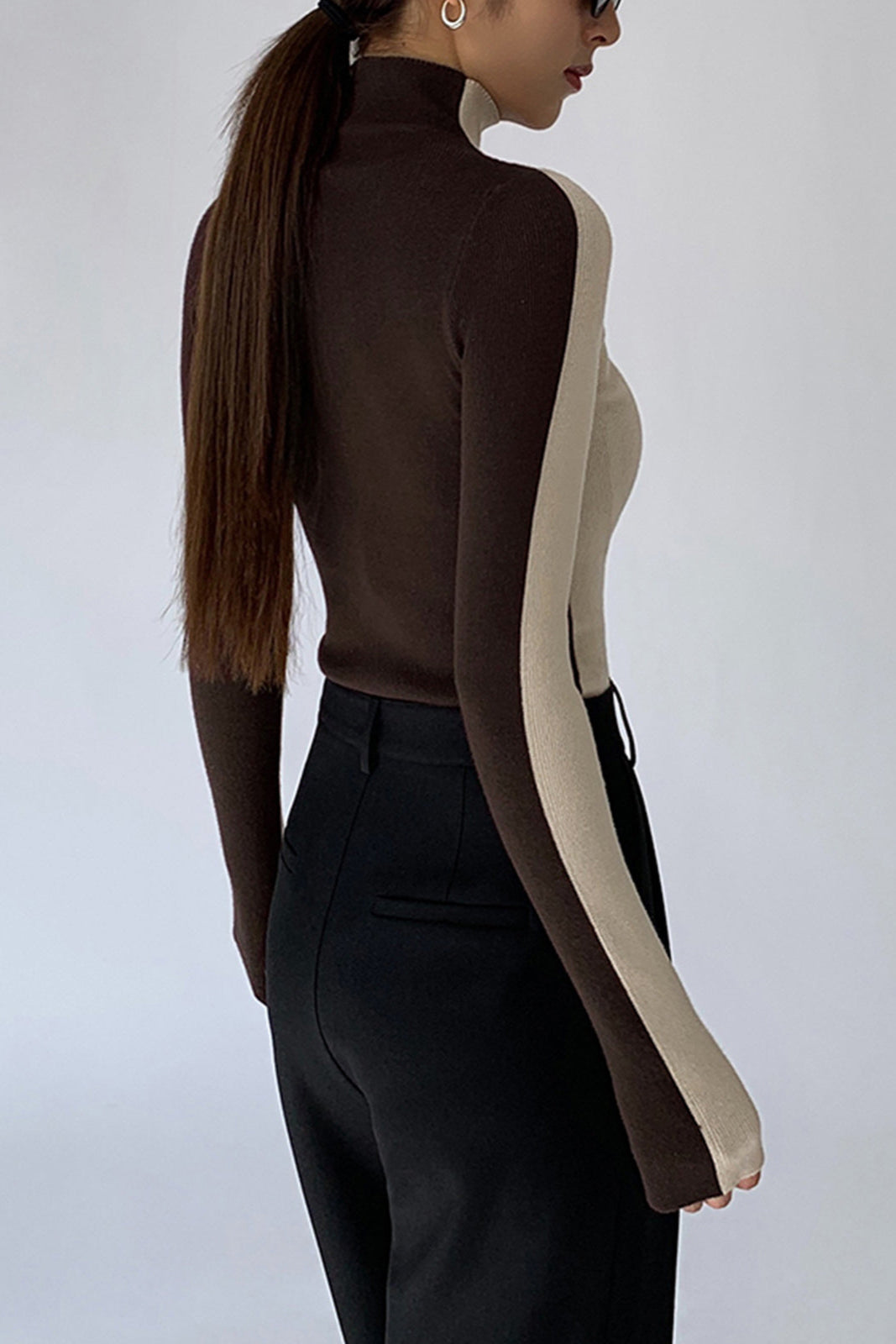 Reversible Two-Tone Knitted Jumper in Soft Double-Sided Cotton | Elegant Long Sleeve Knitwear for Autumn Winter | Koossa