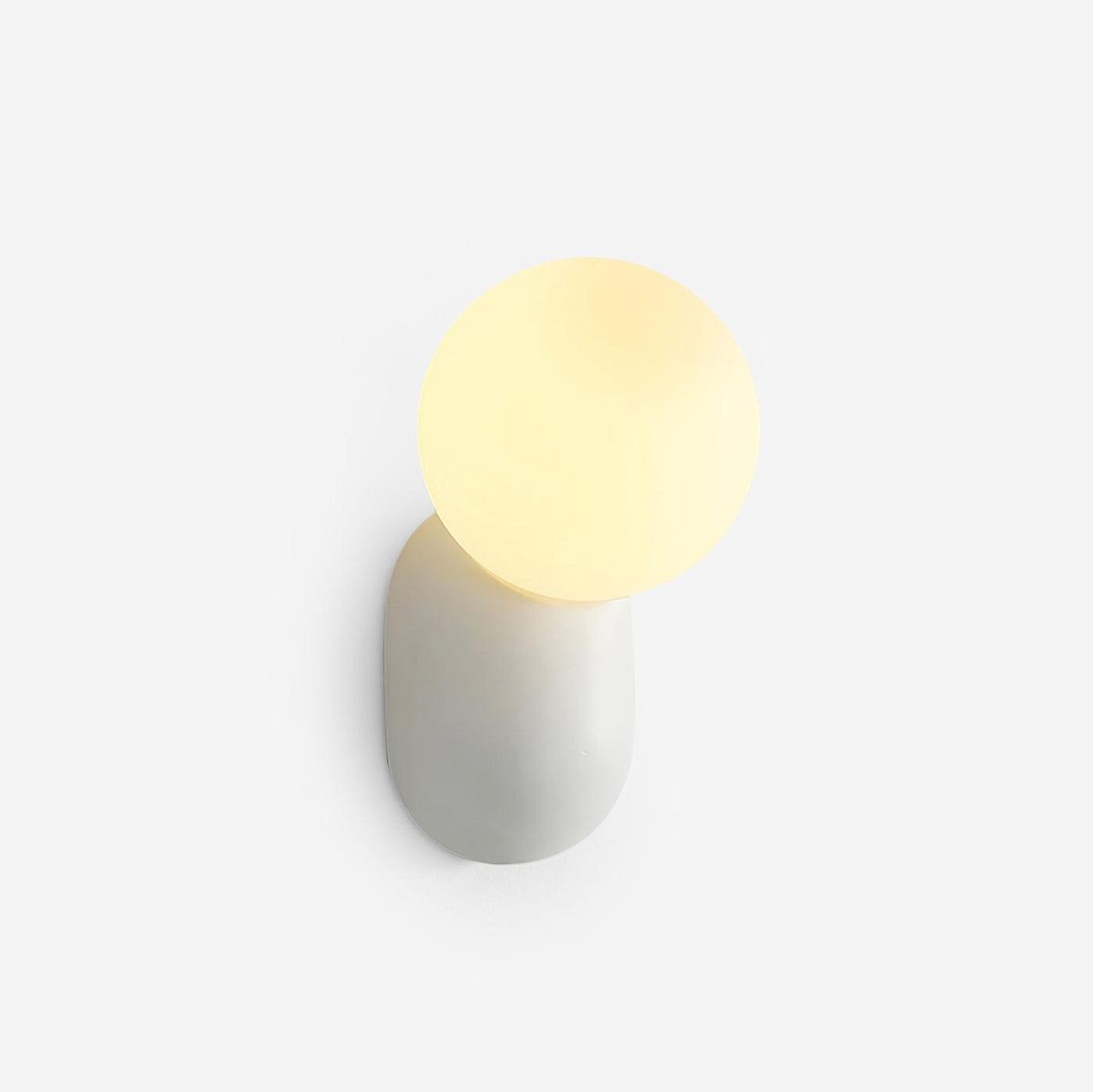 Spherical Resin Wall Light Fixture with Glass Globe – Modern Single-Bulb Sconce for Bathroom, Hallway, Bedroom – Dimmable G9 Socket | Lonoma