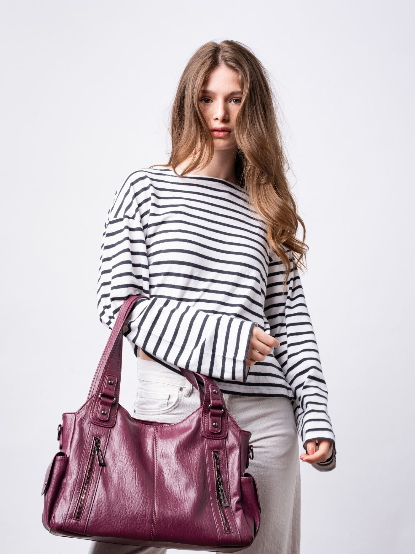 Structured Leather-Look Tote with Detachable Crossbody Strap in Black for Work and Weekend | Koossa