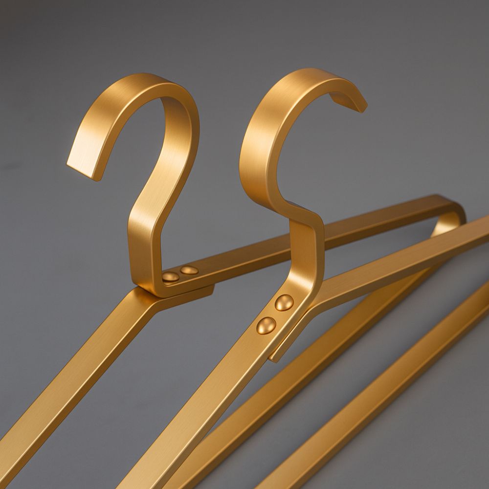 Slim Aluminum Clothes Hangers Set of 4 – Non-Slip Metal Space-Saving Closet Hangers for Coats, Dresses, Shirts, Pants & Suits | Lonoma
