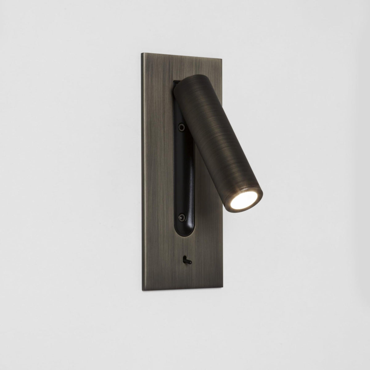 Industrial Wall Sconce with Adjustable Light Temperature 3000K-6000K Built-In Switch Aluminum Minimalist Wall Light for Living Room Bedroom | Lonoma