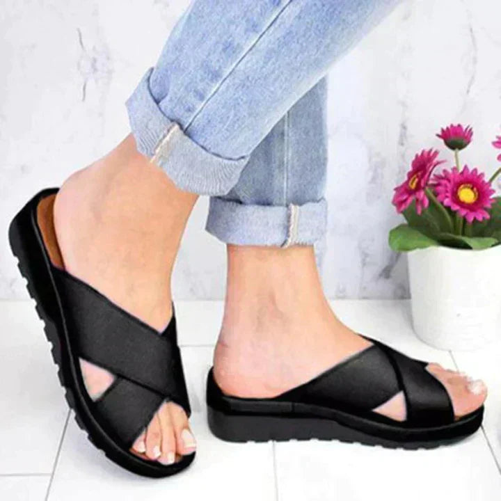 Contoured Footbed Sandals in Silver, Gold, Black, and Green for Everyday Comfort and Warm-Weather Style | Koossa