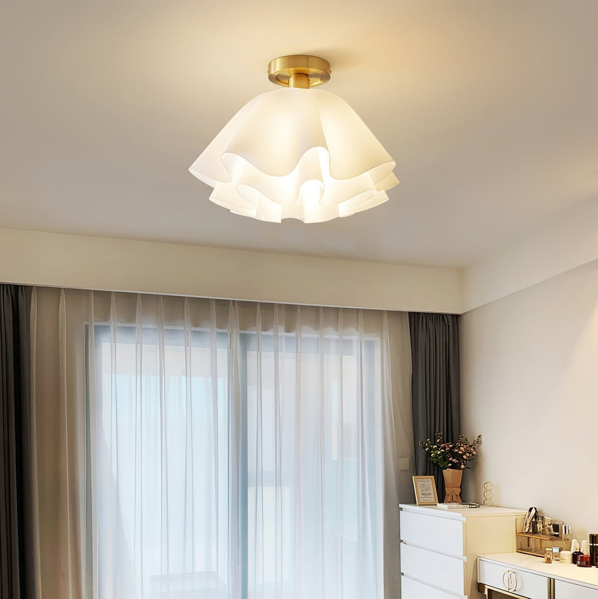 Flower-Shaped Ceiling Light Fixture Modern Sculptural Flush Mount E26 Base Indoor Metal Acrylic Shade for Bedroom Hallway Entryway | Lonoma