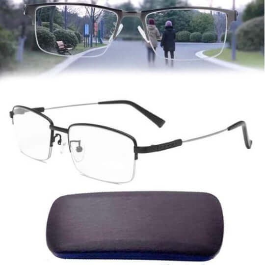 Progressive Multi-Focus Reading Glasses in Black — Adaptive Vision Eyewear for Reading, Driving & Everyday Wear | Koossa