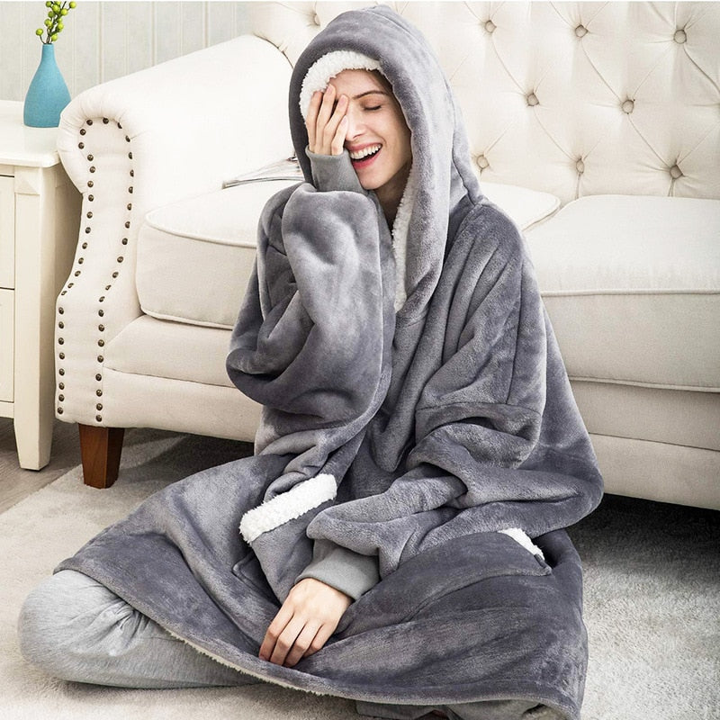 Oversized Hooded Blanket Wrap — Cosy Loungewear for Relaxing at Home & Snuggling on the Sofa | Koossa