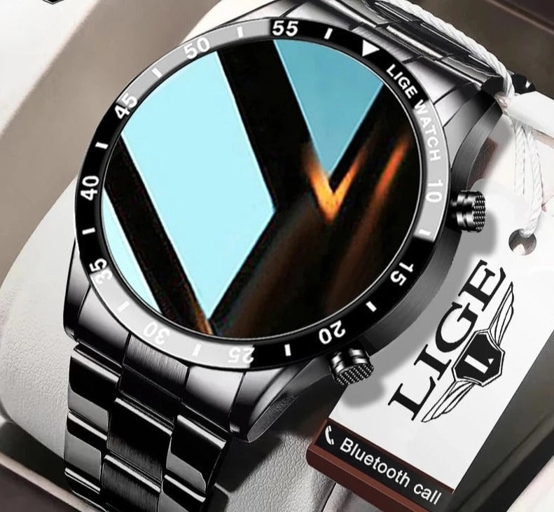 Men's Black 4G Smartwatch with Integrated Calling & Touchscreen — Contemporary Bluetooth Wristwatch | Koossa