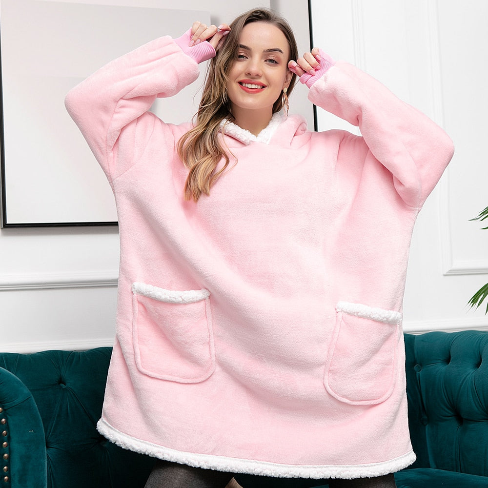 Oversized Hooded Blanket Wrap — Cosy Loungewear for Relaxing at Home & Snuggling on the Sofa | Koossa