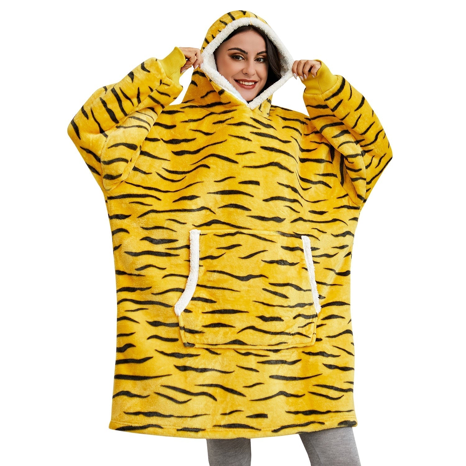 Oversized Hooded Blanket Wrap — Cosy Loungewear for Relaxing at Home & Snuggling on the Sofa | Koossa