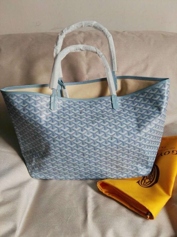 Women's Spacious Tote Bag with Interior Compartment — Classic Everyday Handbag for Work & Weekend | Koossa