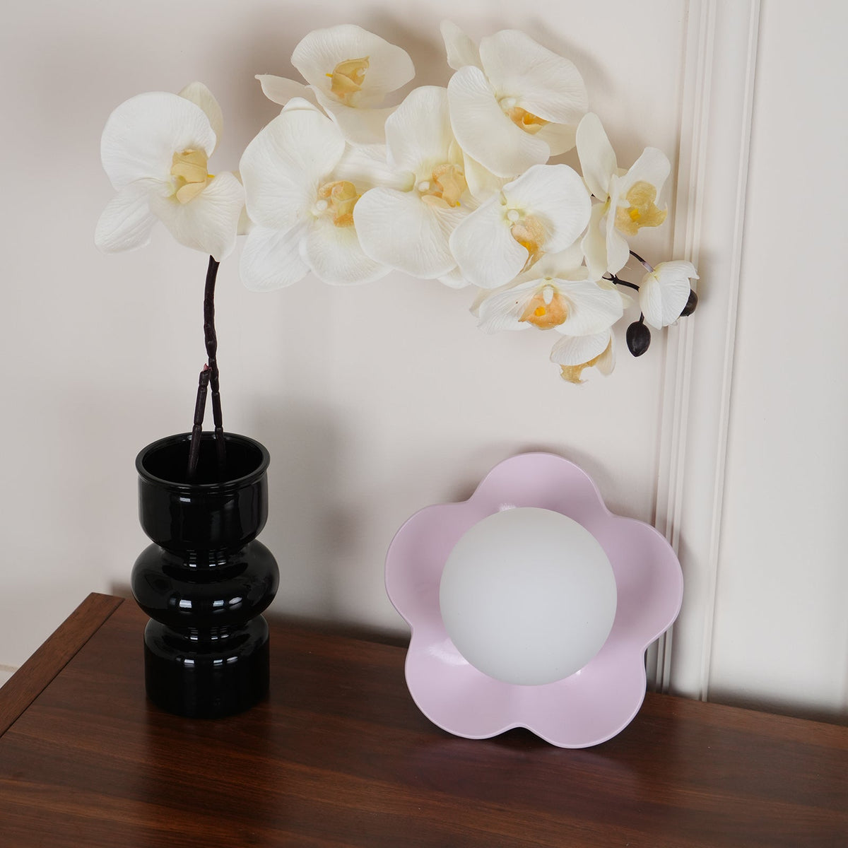 Floral Glass Wall Sconce with Resin Base - Dimmable G9 Single-Bulb Fixture for Bedroom, Living Room, Hallway - Modern Flower-Shaped Accent | Lonoma