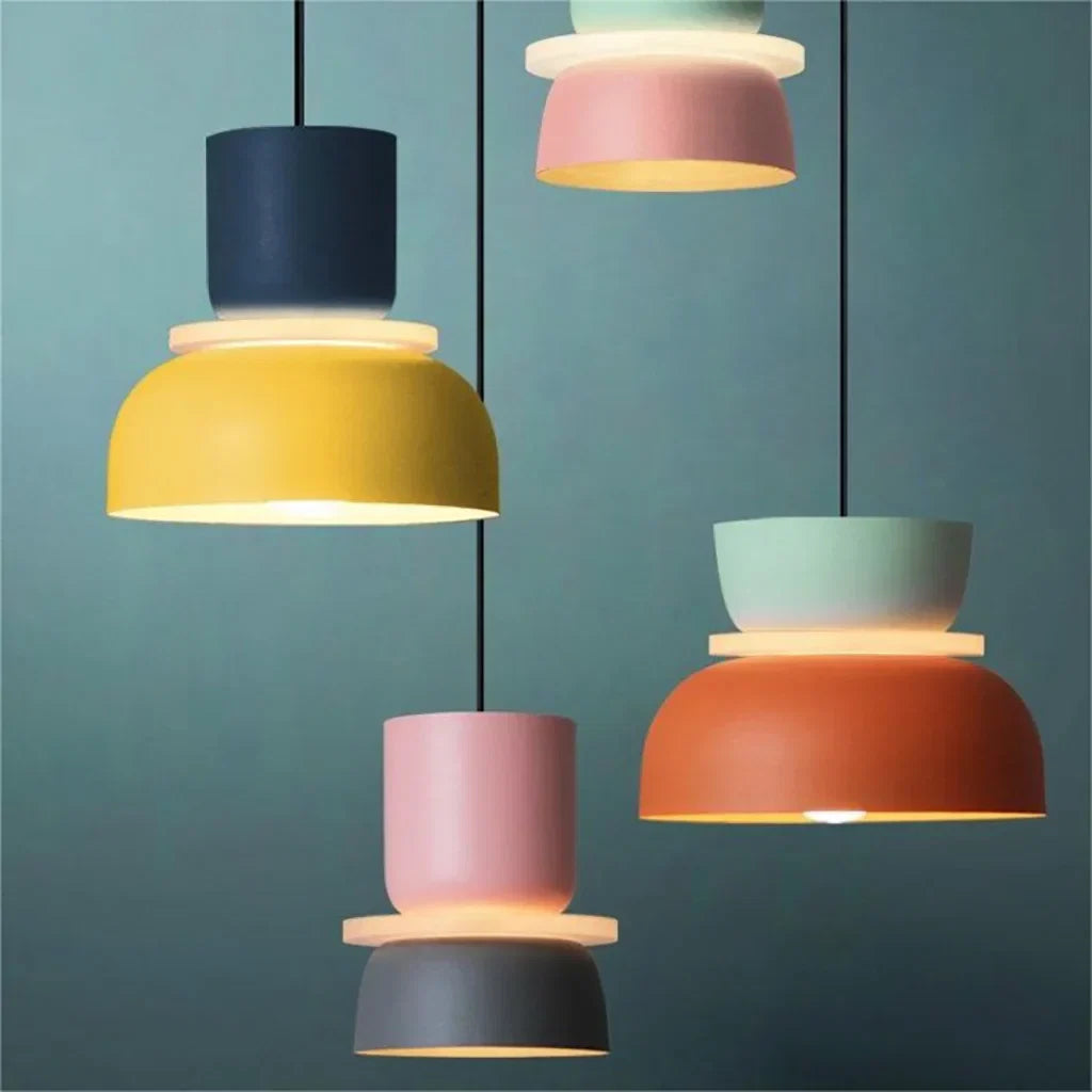 Suspension Scandinave Bicolore à Deux Abat-Jours Superposés pour Salle à Manger et Séjour Contemporain | Koossa