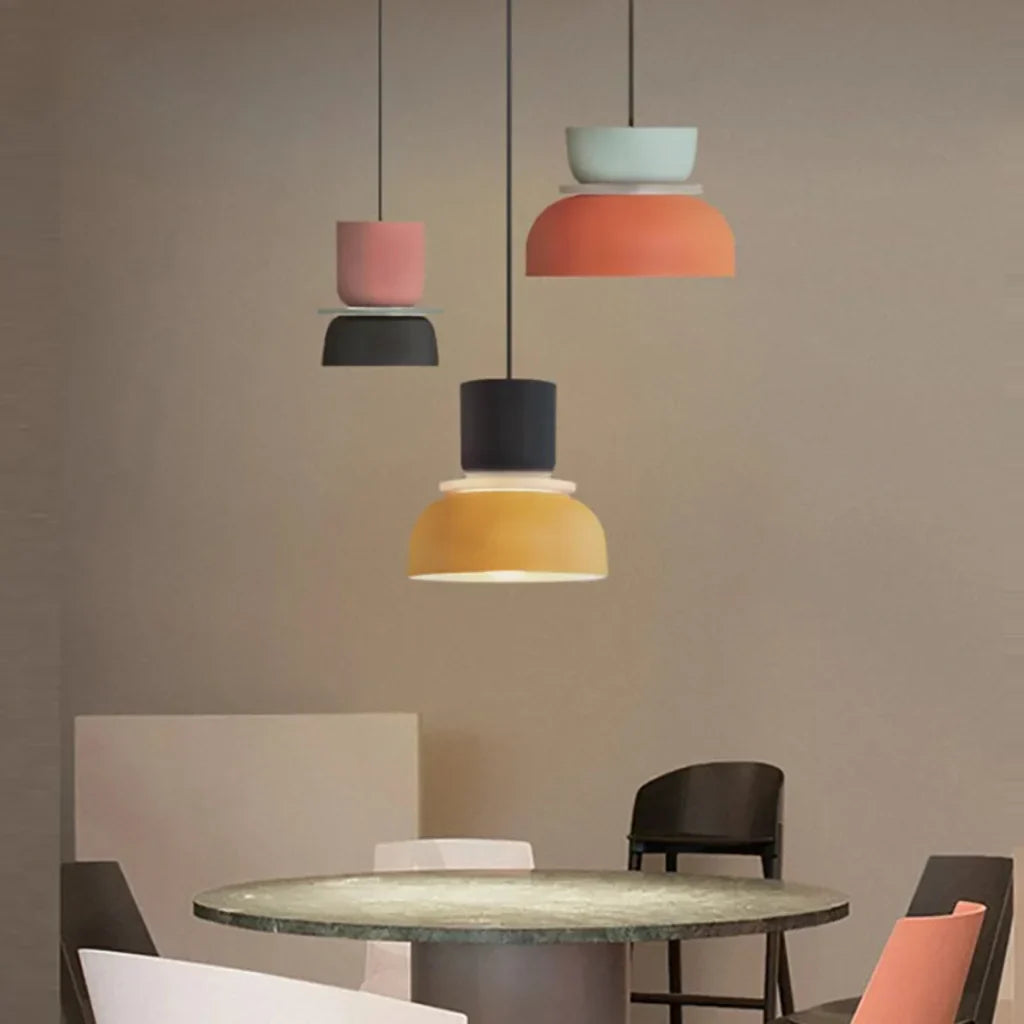 Suspension Scandinave Bicolore à Deux Abat-Jours Superposés pour Salle à Manger et Séjour Contemporain | Koossa