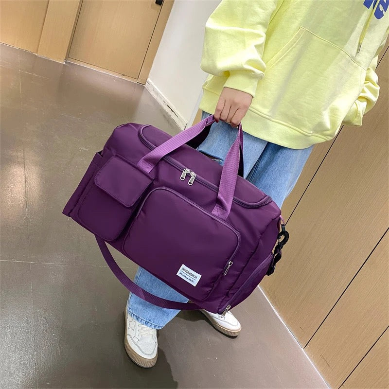 Sports Duffle Weekend Bag with Separate Shoe Compartment — Multi-Pocket Travel Holdall for Gym & Leisure | Koossa
