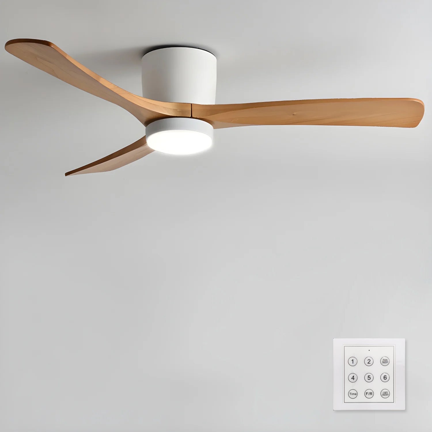 Ventilateur de plafond lumineux lames bois naturel design nordique silencieux économe chambre salon moderne | Koossa