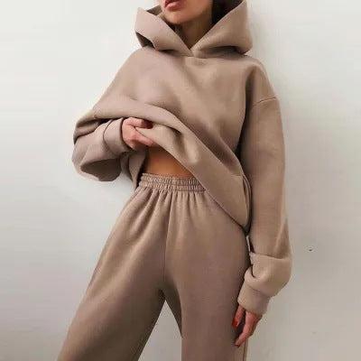 Women's Two-Piece Tracksuit Set with Zip Jacket and Elasticated Joggers — Casual Loungewear for Everyday Comfort | Koossa