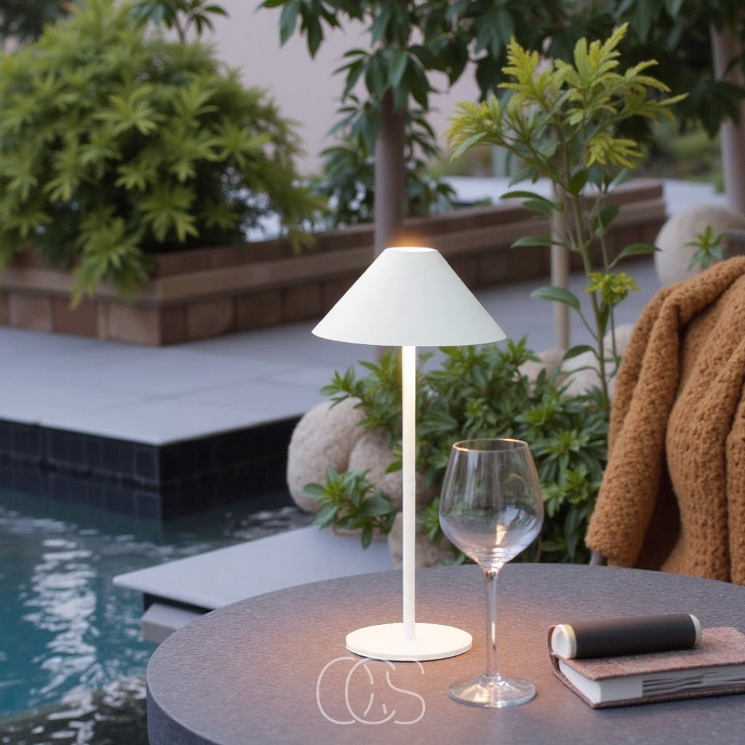 Lampe de table LED sans fil tactile dimmable intérieur extérieur étanche IP54 métal acier rechargeable portable | Koossa