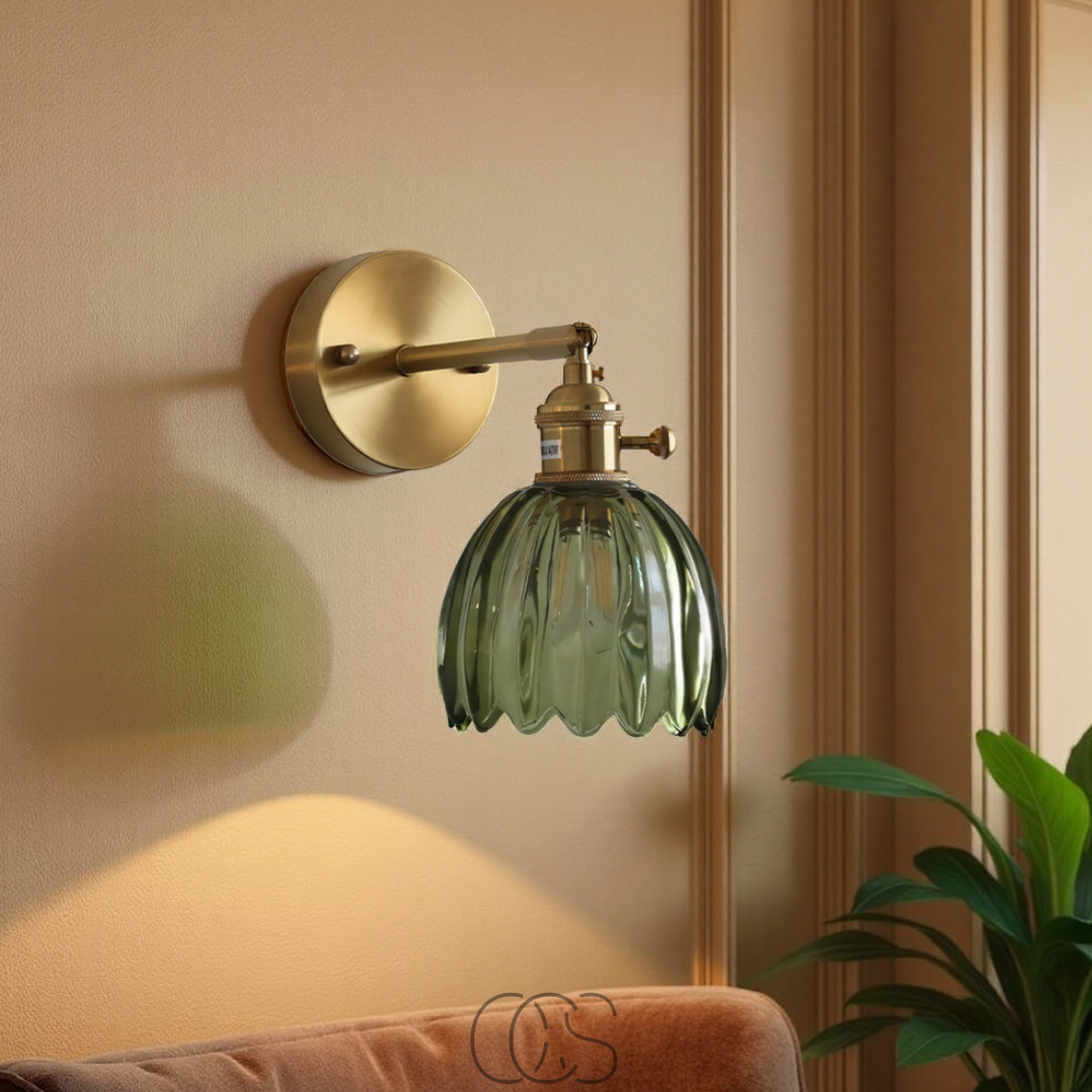 Applique murale rétro en verre tulipe et métal doré pour éclairage d'appoint chaleureux salon chambre couloir | Koossa