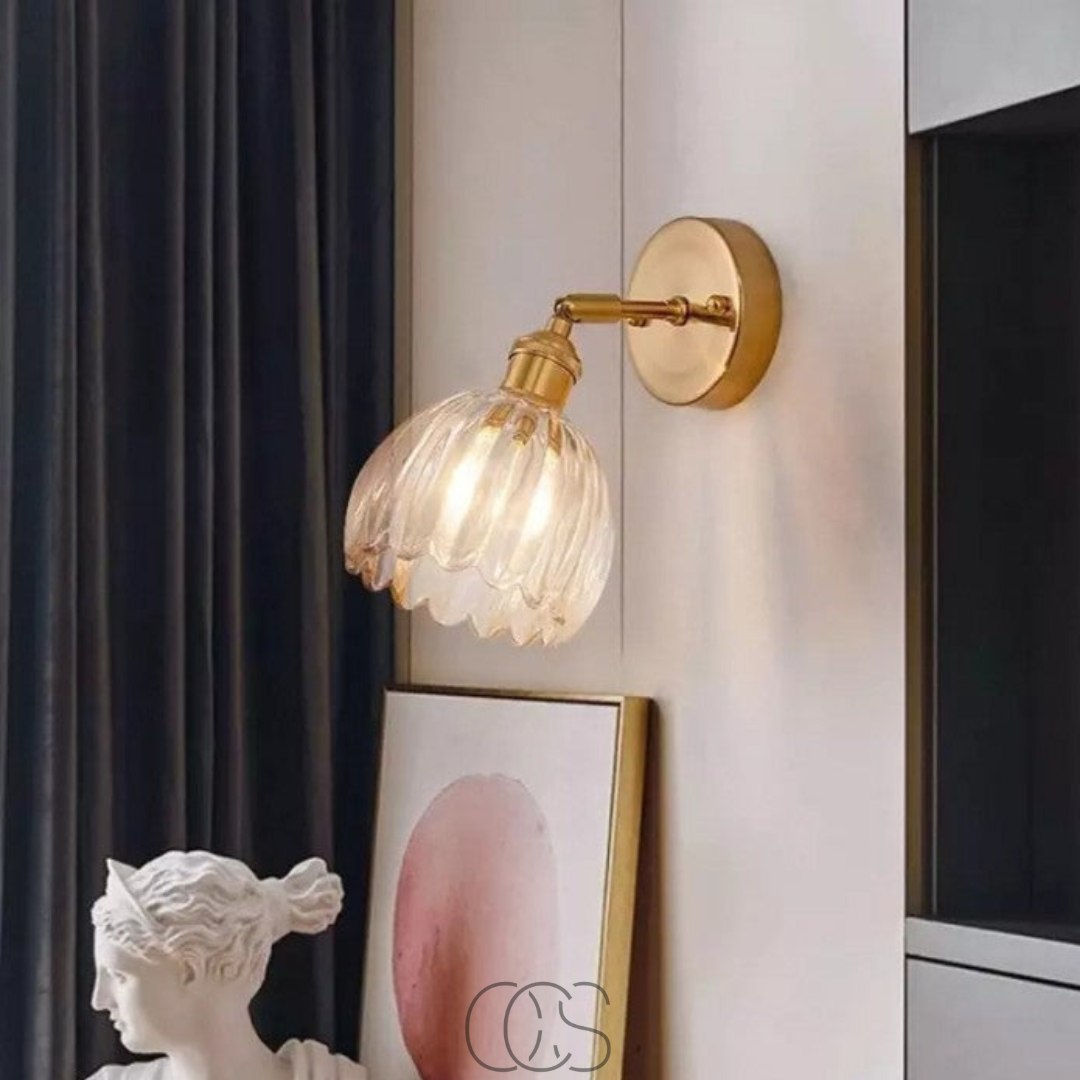 Applique murale rétro en verre tulipe et métal doré pour éclairage d'appoint chaleureux salon chambre couloir | Koossa