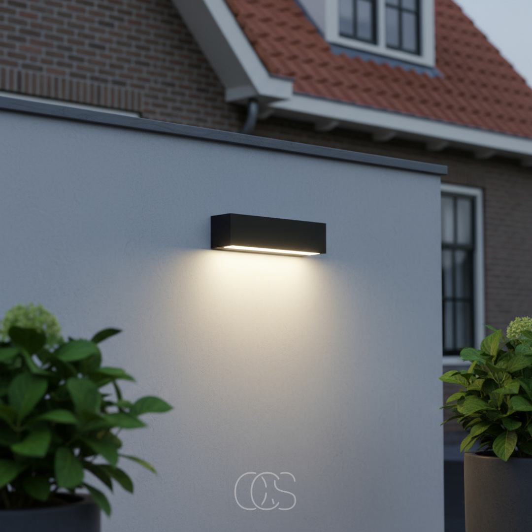 Applique murale extérieure descendante anthracite 897 lm LED intégrée IP65 style contemporain aluminium | Koossa