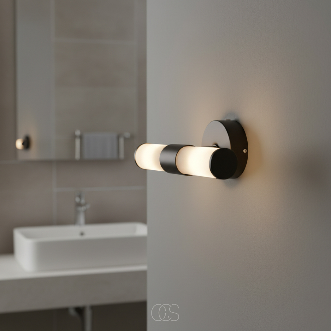 Applique murale haut et bas en verre dépoli noir pour salle de bains éclairage LED intégré 7 W blanc chaud | Koossa